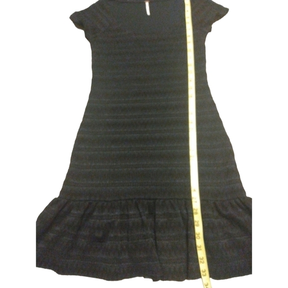 Free People Cozy Day Knit Black Flounce Cap Slve. Ruffle Hem BoHo Mini Dress  S - Picture 10 of 13